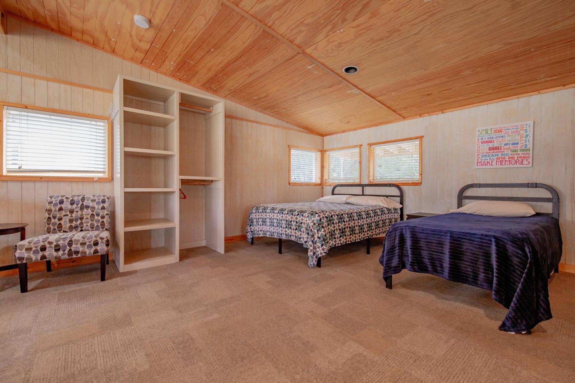 Seven Bluff Cabins Concan Buitenkant foto